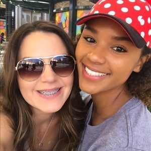 Meet your Posher, Summer